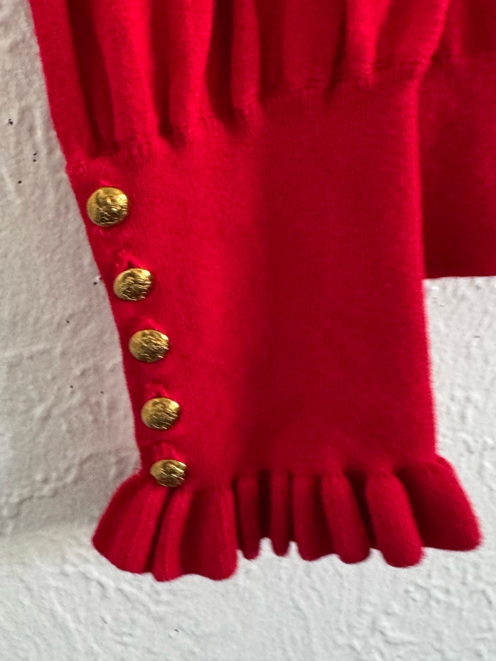 Lauren Ralph Lauren Red V Neck Sweater Gold Button Ruffle Cuff Large - Picture 5 of 7